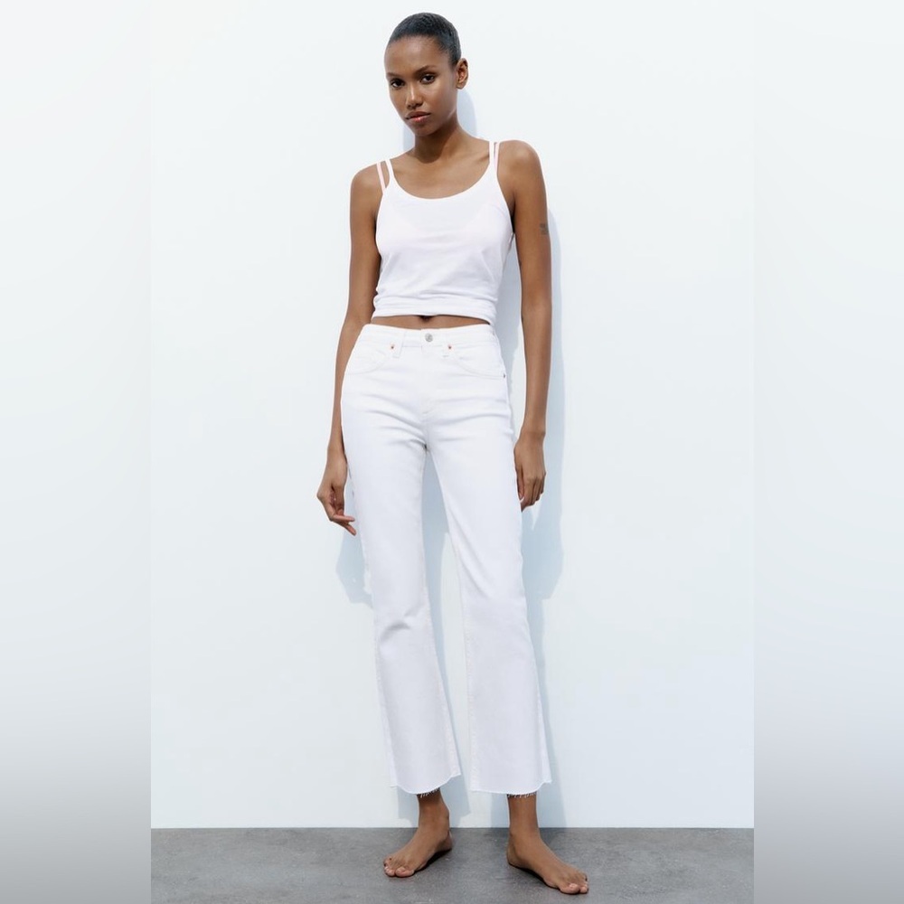 Women's Black Jeans - Picture 8 of 16